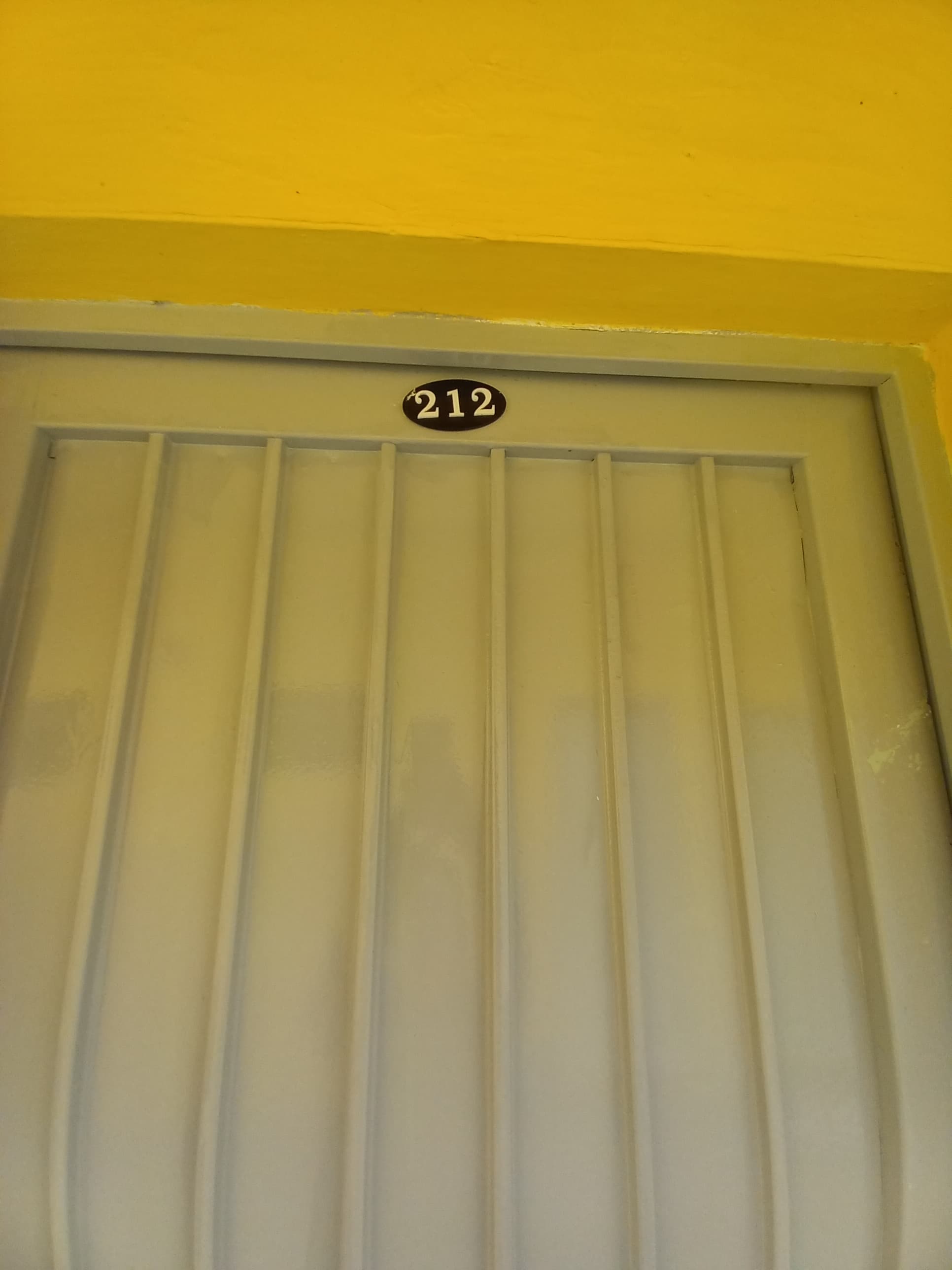 Quarto 212